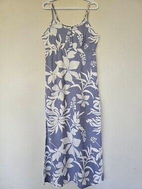 KIWI & PUNCH Women’s SIZE SMALL Floral Maxi Dress - chambray Blue & White.